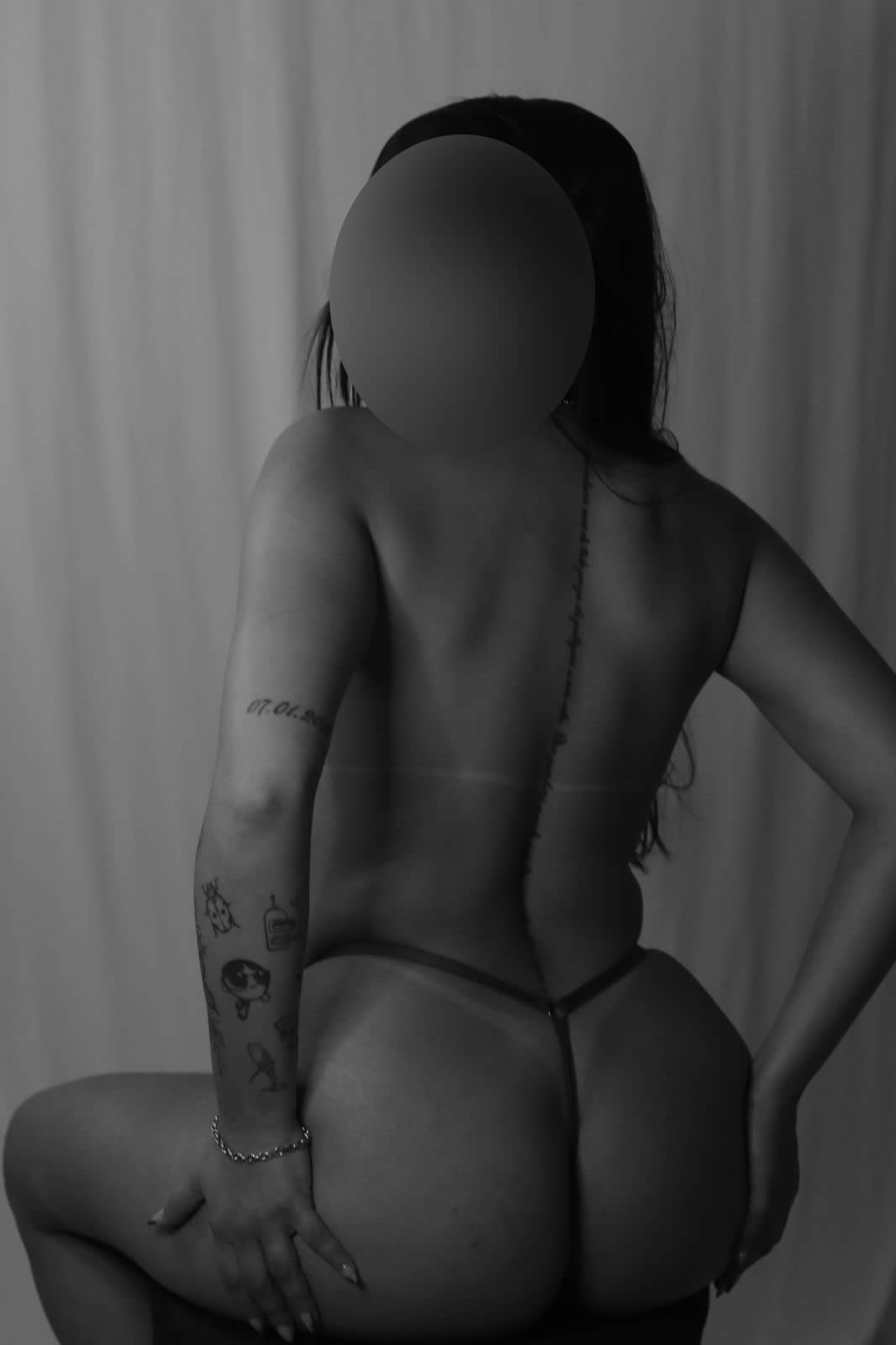 Ariane - Acompanhante em Palmas (99) 98507-8989